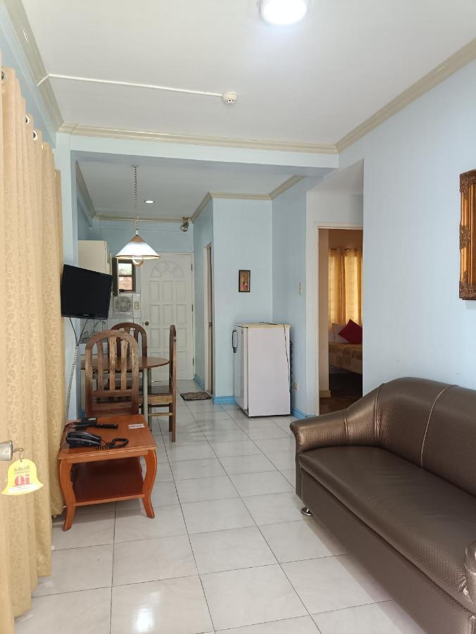 Golden Belle Apartelle And Suites Davao Ngoại thất bức ảnh
