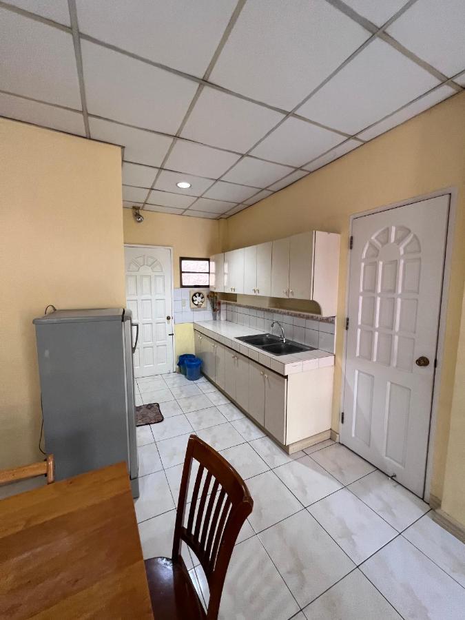 Golden Belle Apartelle And Suites Davao Ngoại thất bức ảnh